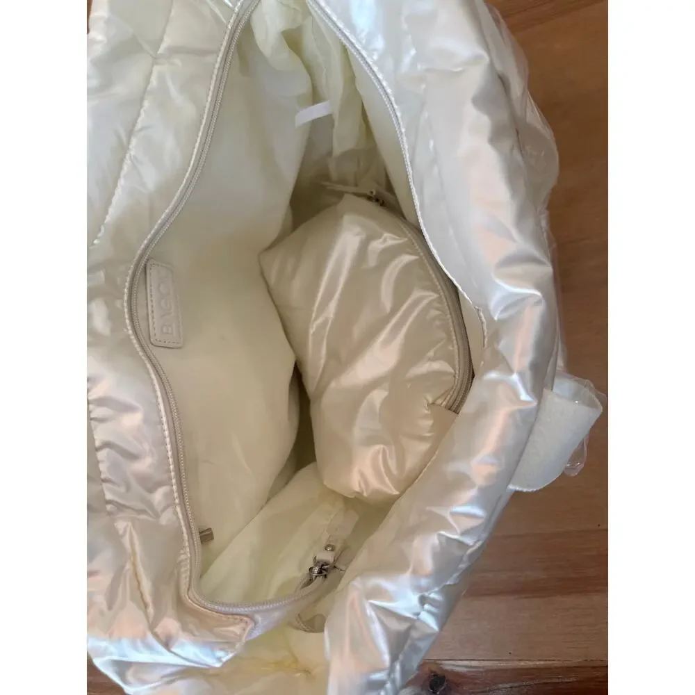 Puffer Tote Bag White iridescent with matching pouch set Bagok